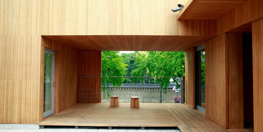 Peaceful Outdoor Space with Interlocking Deck Tiles