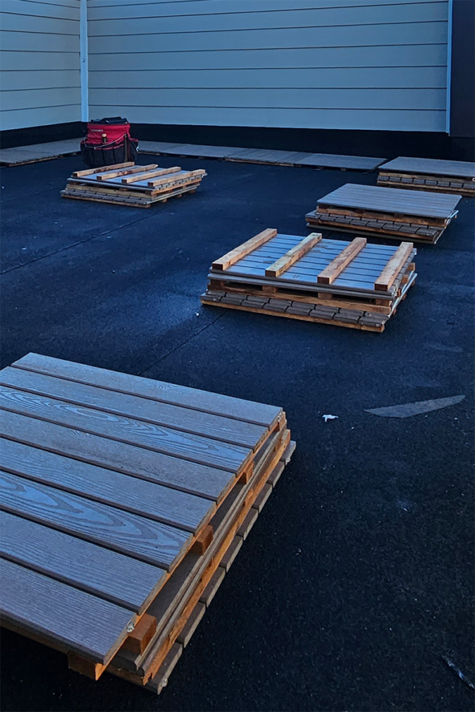 designer-deck-ponding-recycled-plastic-tile-solves-problem