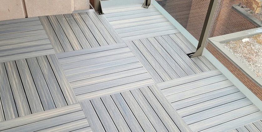 Wood Plastic Deck Tile for Small Balcony